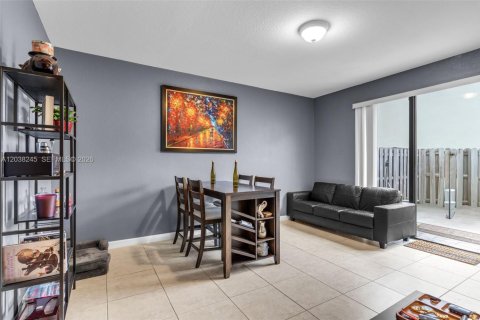 Adosado en venta en Homestead, Florida, 3 dormitorios, 158.49 m2 № 2271246 - foto 8