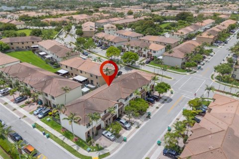 Adosado en venta en Homestead, Florida, 3 dormitorios, 158.49 m2 № 2271246 - foto 27