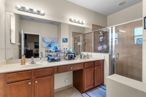 Adosado en venta en Homestead, Florida, 3 dormitorios, 158.49 m2 № 2271246 - foto 17