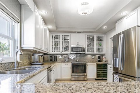 Condominio en venta en Treasure Island, Florida, 3 dormitorios, 247.03 m2 № 2214360 - foto 8