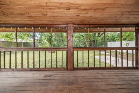 Villa ou maison à vendre à Tampa, Floride: 3 chambres, 126.81 m2 № 2427606 - photo 23