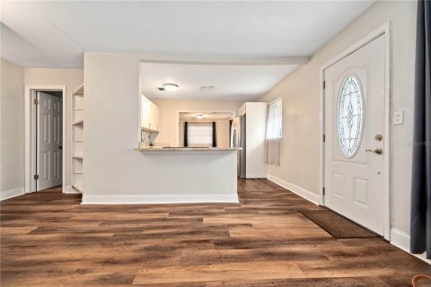Villa ou maison à vendre à Tampa, Floride: 3 chambres, 126.81 m2 № 2427606 - photo 7