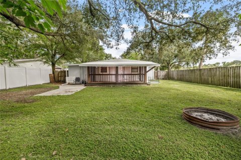Villa ou maison à vendre à Tampa, Floride: 3 chambres, 126.81 m2 № 2427606 - photo 28