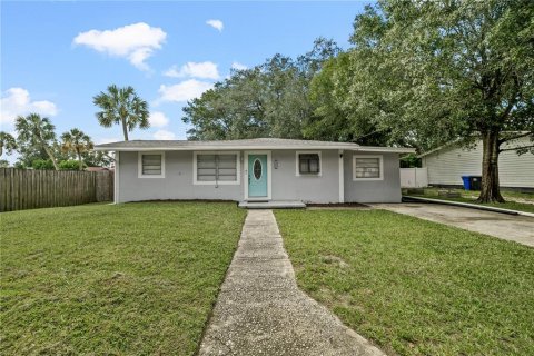 Villa ou maison à Tampa, Floride 3 chambres, 126.81 m2 № 2427606