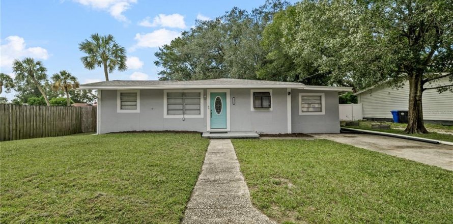 Villa ou maison à Tampa, Floride 3 chambres, 126.81 m2 № 2427606