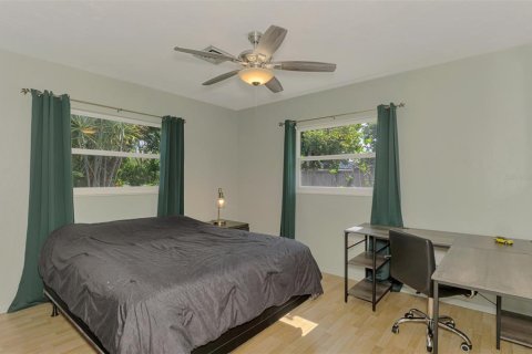 Villa ou maison à vendre à Sarasota, Floride: 3 chambres, 199.55 m2 № 2427268 - photo 29