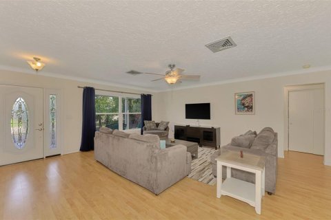 Villa ou maison à vendre à Sarasota, Floride: 3 chambres, 199.55 m2 № 2427268 - photo 12