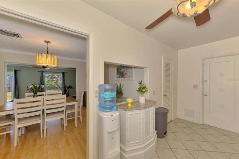 Villa ou maison à vendre à Sarasota, Floride: 3 chambres, 199.55 m2 № 2427268 - photo 22