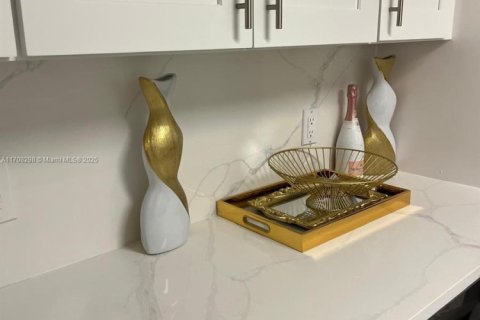 Купить кондоминиум в Коконат Крик, Флорида 3 спальни, 129.32м2, № 2018720 - фото 16