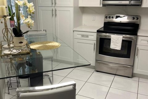 Купить кондоминиум в Коконат Крик, Флорида 3 спальни, 129.32м2, № 2018720 - фото 11