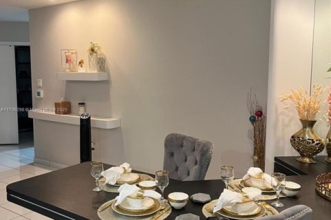 Купить кондоминиум в Коконат Крик, Флорида 3 спальни, 129.32м2, № 2018720 - фото 18