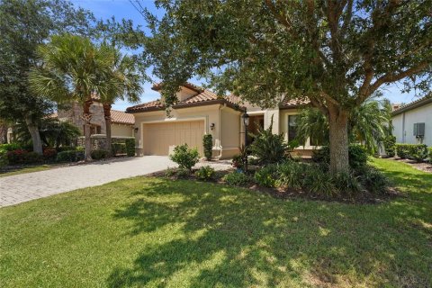 Villa ou maison à vendre à Bradenton, Floride: 3 chambres, 214.33 m2 № 2309884 - photo 2