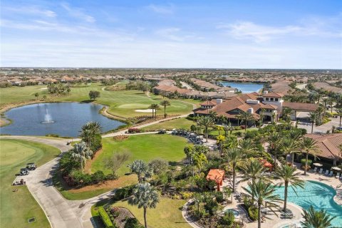 Villa ou maison à vendre à Bradenton, Floride: 3 chambres, 214.33 m2 № 2309884 - photo 17