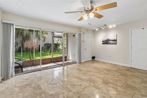 Condo in Tampa, Florida, 1 bedroom № 2224937 - photo 6