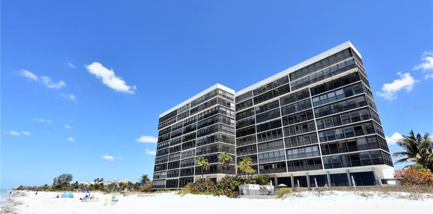 Condo à Madeira Beach, Floride, 2 chambres № 1850226