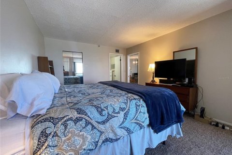 Condominio en alquiler en Madeira Beach, Florida, 2 dormitorios, 102.19 m2 № 1850226 - foto 6