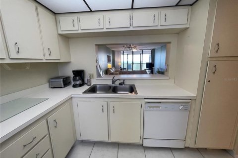 Condominio en alquiler en Madeira Beach, Florida, 2 dormitorios, 102.19 m2 № 1850226 - foto 22