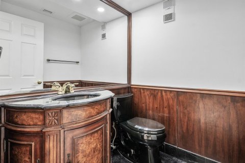 Condo in Delray Beach, Florida, 2 bedrooms  № 2251629 - photo 12