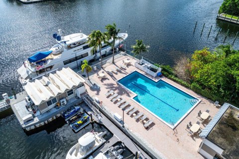 Condo in Delray Beach, Florida, 2 bedrooms  № 2251629 - photo 29