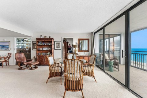 Condominio en venta en Juno Beach, Florida, 3 dormitorios, 169.83 m2 № 2089914 - foto 6