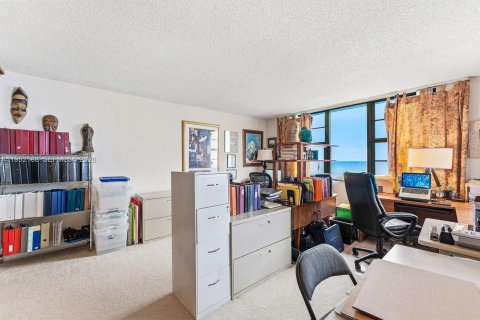Condominio en venta en Juno Beach, Florida, 3 dormitorios, 169.83 m2 № 2089914 - foto 9
