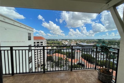 Condominio en alquiler en Coral Gables, Florida, 1 dormitorio, 67.63 m2 № 1882657 - foto 10