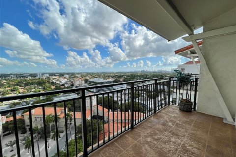 Condominio en alquiler en Coral Gables, Florida, 1 dormitorio, 67.63 m2 № 1882657 - foto 2