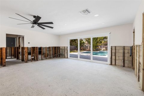 Villa ou maison à vendre à Saint Petersburg, Floride: 2 chambres, 104.52 m2 № 1662572 - photo 12