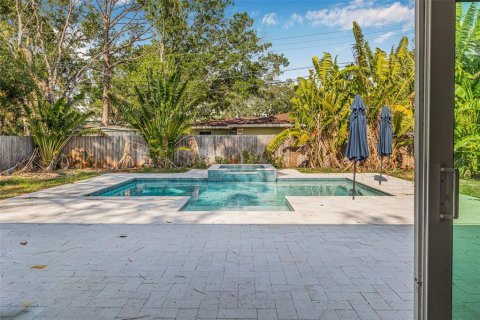 Villa ou maison à vendre à Saint Petersburg, Floride: 2 chambres, 104.52 m2 № 1662572 - photo 8
