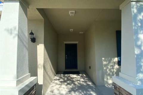 Casa en alquiler en Wesley Chapel, Florida, 4 dormitorios, 172.52 m2 № 1918358 - foto 2