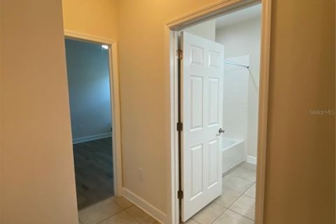 Casa en alquiler en Wesley Chapel, Florida, 4 dormitorios, 172.52 m2 № 1918358 - foto 15