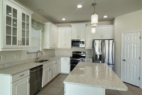 Casa en alquiler en Wesley Chapel, Florida, 4 dormitorios, 172.52 m2 № 1918358 - foto 11