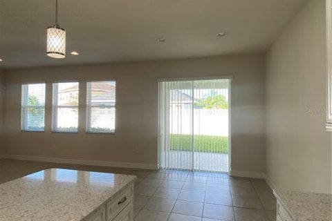 Casa en alquiler en Wesley Chapel, Florida, 4 dormitorios, 172.52 m2 № 1918358 - foto 13