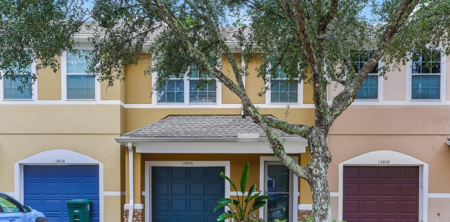 House in Jacksonville, Florida 3 bedrooms, 130.06 sq.m. № 850920