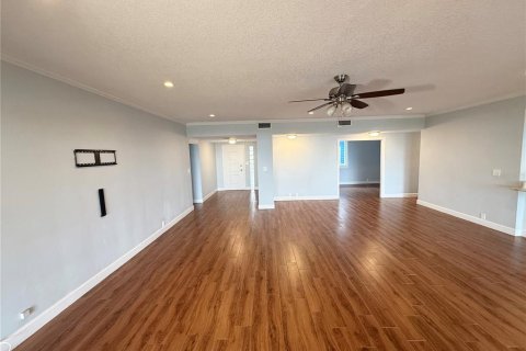 Villa ou maison à vendre à Lakeland, Floride: 5 chambres, 312.06 m2 № 1687938 - photo 16