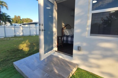 Villa ou maison à louer à Miami, Floride: 4 chambres, 311.22 m2 № 2002553 - photo 26