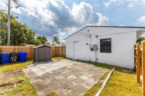 Casa en alquiler en Hollywood, Florida, 2 dormitorios, 159.7 m2 № 2029581 - foto 22