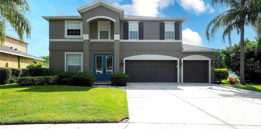 House in Bradenton, Florida 4 bedrooms, 303.79 sq.m. № 1833545