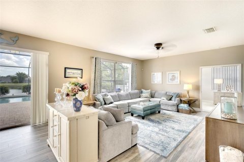 House in Bradenton, Florida 4 bedrooms, 303.79 sq.m. № 1833545 - photo 13