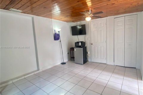 Villa ou maison à Hollywood, Floride 1 chambre, 124.02 m2 № 2037745