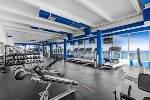 Condominio en alquiler en Miami Beach, Florida, 2 dormitorios, 91.04 m2 № 2085835 - foto 27