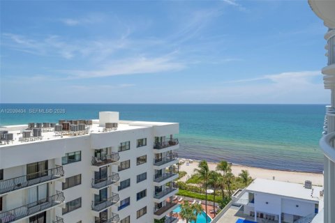 Condominio en alquiler en Miami Beach, Florida, 2 dormitorios, 91.04 m2 № 2085835 - foto 20