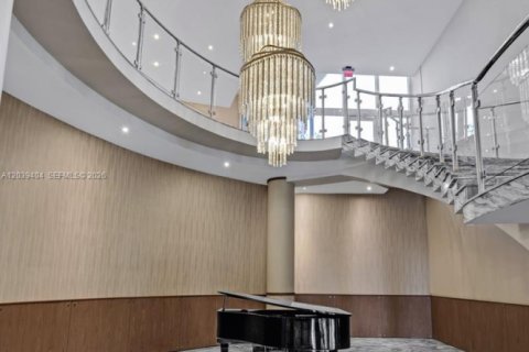 Condominio en alquiler en Miami Beach, Florida, 2 dormitorios, 91.04 m2 № 2085835 - foto 30