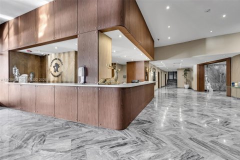 Condominio en alquiler en Miami Beach, Florida, 2 dormitorios, 91.04 m2 № 2085835 - foto 29
