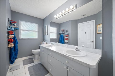 Villa ou maison à vendre à New Port Richey, Floride: 3 chambres, 152.92 m2 № 2339072 - photo 27