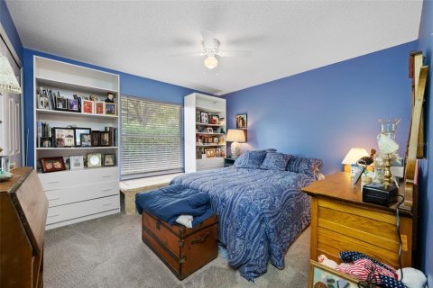 Villa ou maison à vendre à New Port Richey, Floride: 3 chambres, 152.92 m2 № 2339072 - photo 12
