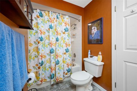Villa ou maison à vendre à New Port Richey, Floride: 3 chambres, 152.92 m2 № 2339072 - photo 15