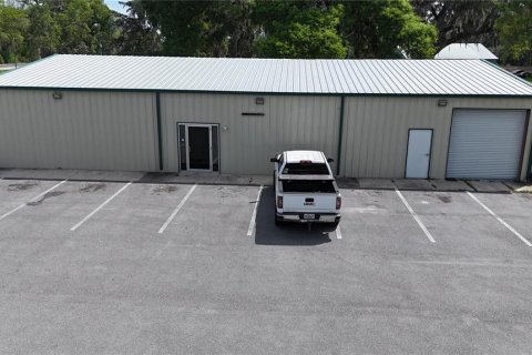 Commercial property in Trenton, Florida 371.61 sq.m. № 2135544 - photo 11