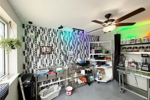 Commercial property in Trenton, Florida 371.61 sq.m. № 2135544 - photo 29