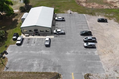 Commercial property in Trenton, Florida 371.61 sq.m. № 2135544 - photo 17